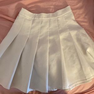 White, high waisted, tennis skirt